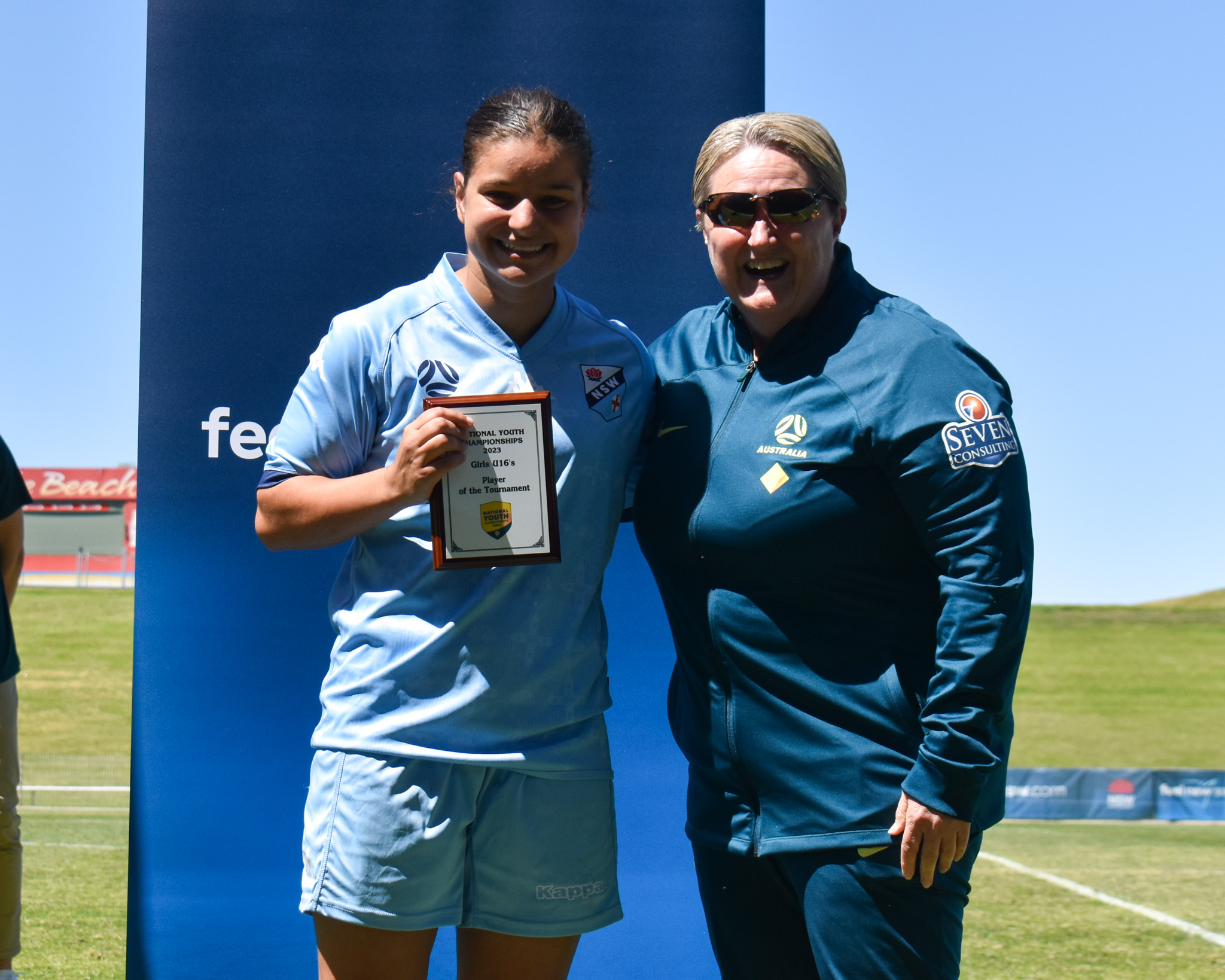 CommBank Junior Matilda Sienna Dale was presented with the Under 16 Player of the Tournament following her dominant displays throughout the tournament.
